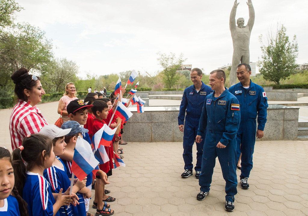 Expedition 60 backup crewmembers greet local school children